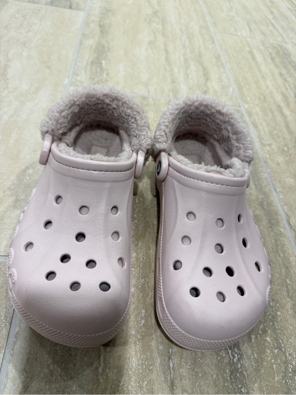 Women’s Plush-Lined Slip-On Crocs - Pale Pink
